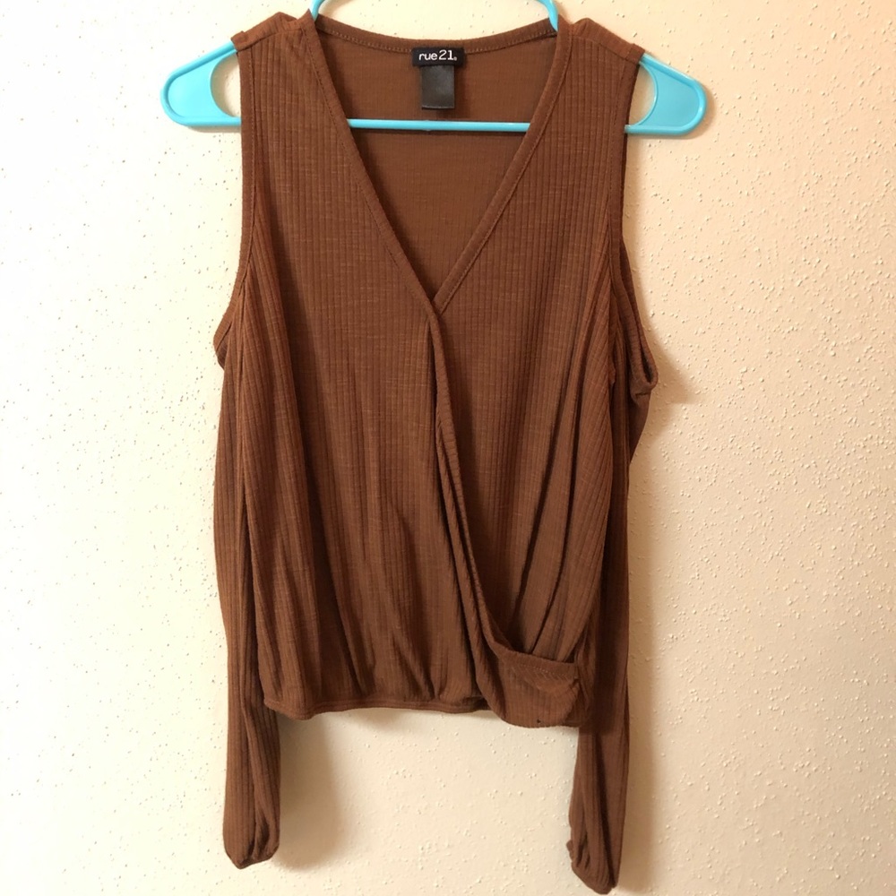 Rue 21 cold shoulder top